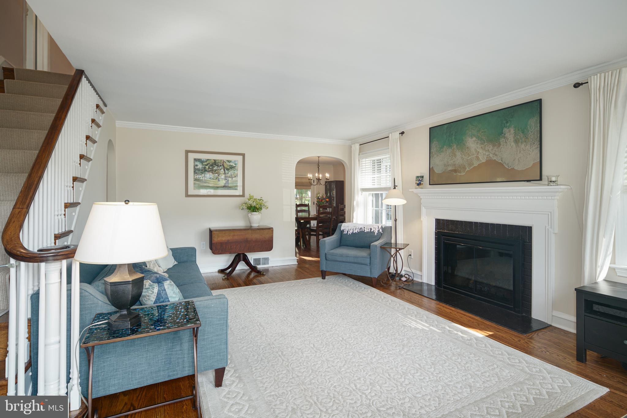 305 Henry Lane Wallingford, PA 19086 - Photo 3 of 21