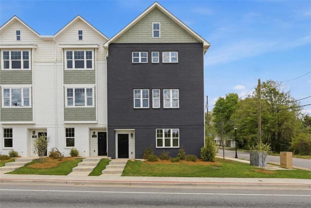 208 Mission Way Atlanta, GA 30315 - Photo 43 of 43 a front view of a house