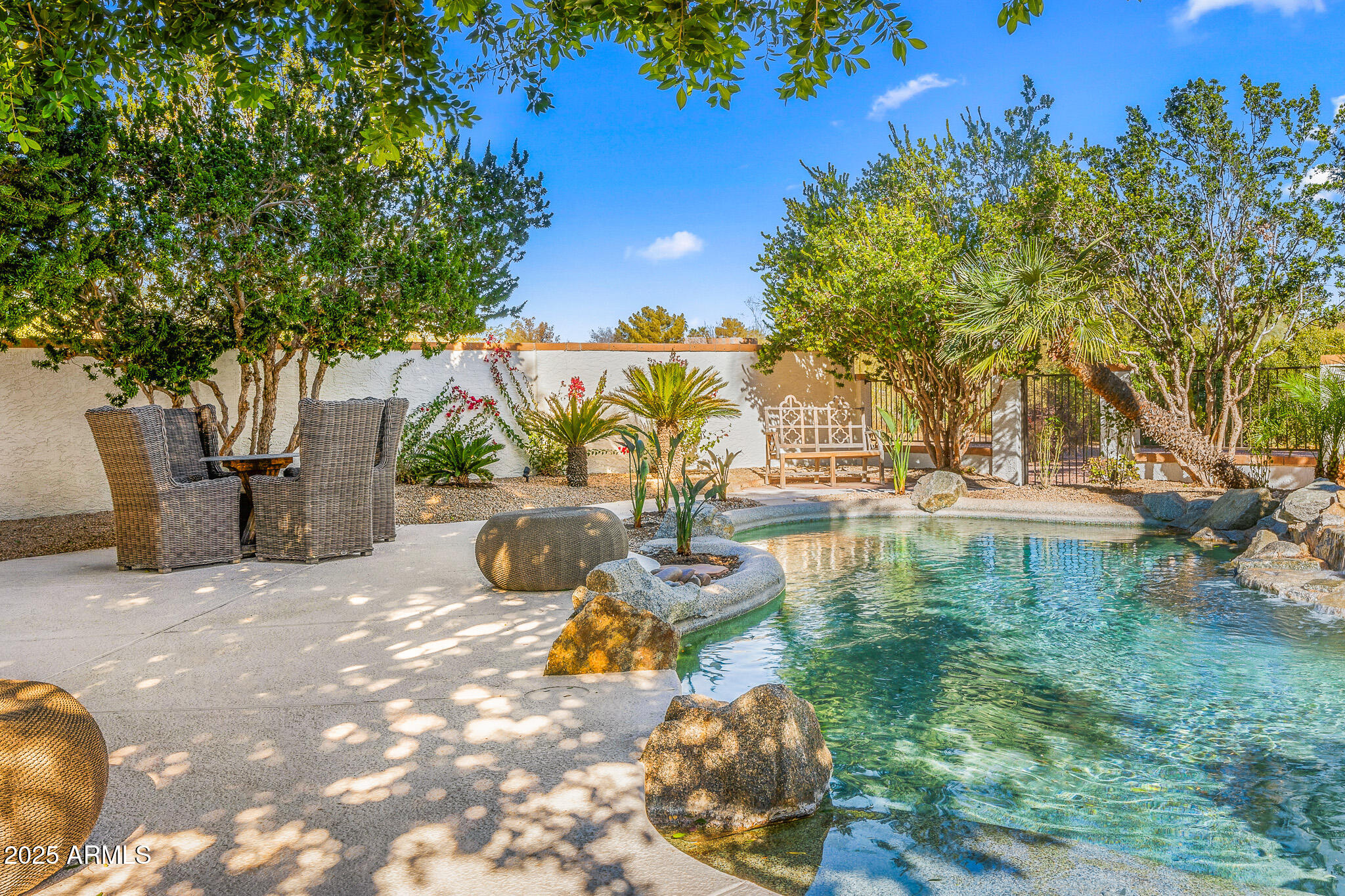 10041 North 52nd Place Paradise Valley, AZ 85253 - Photo 23 of 31 pool deck