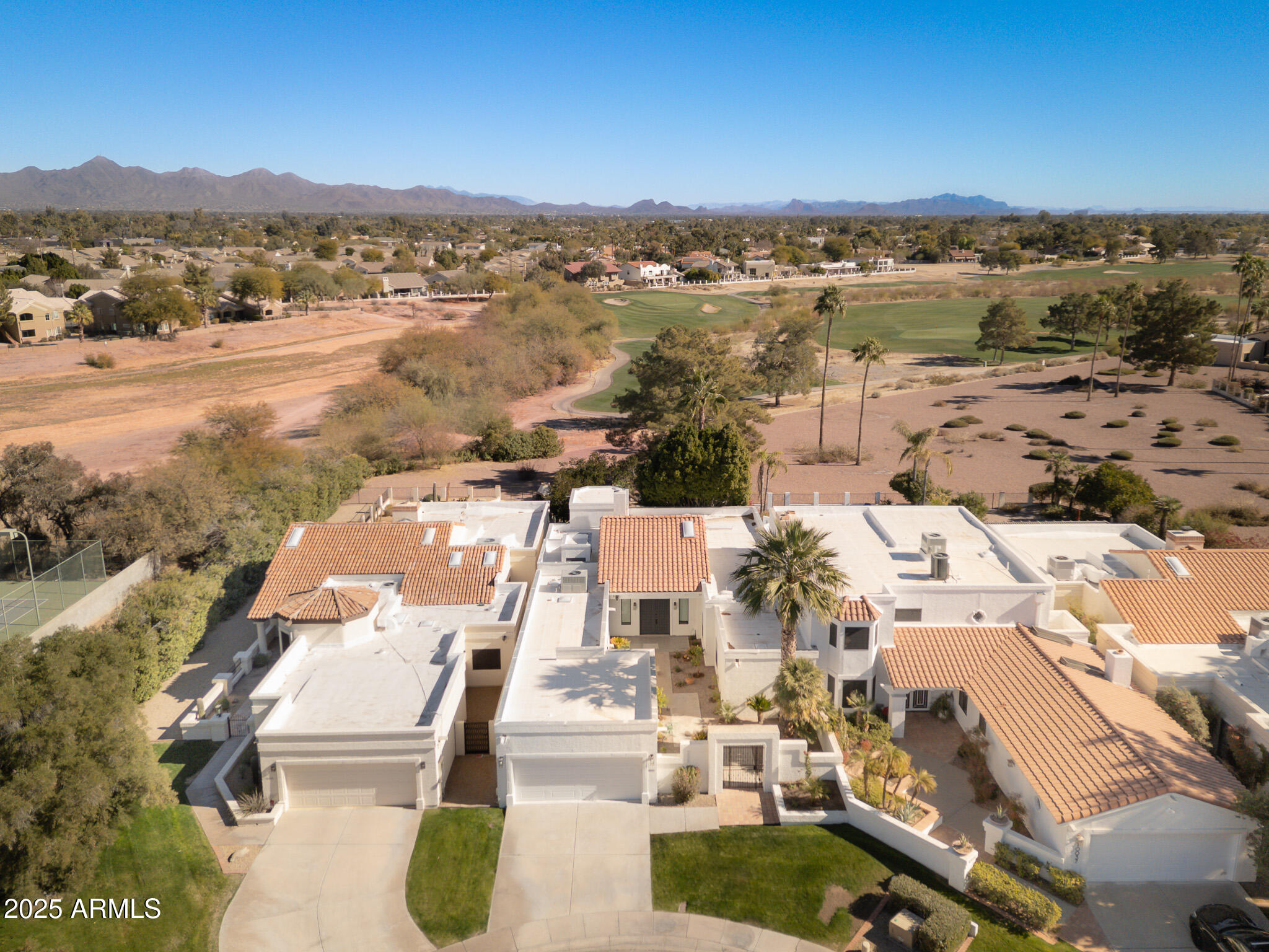 10041 North 52nd Place Paradise Valley, AZ 85253 - Photo 26 of 31 aerial