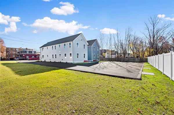 $3,950 | 69 Readville Street, Unit B, Boston, MA 02136