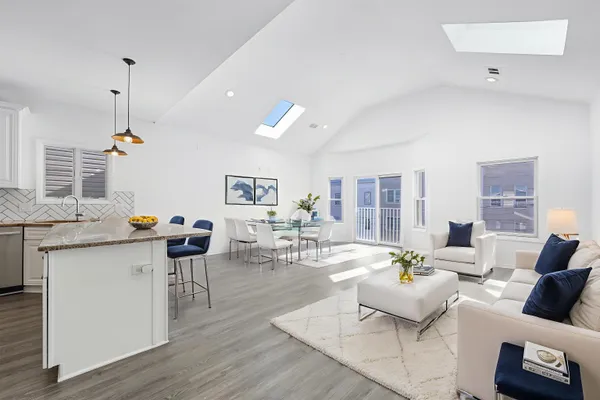 $3,800 | 62 Hutton Street, Unit 2, Jersey City, NJ 07307