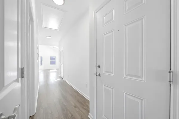 $3,800 | 62 Hutton Street, Unit 2, Jersey City, NJ 07307
