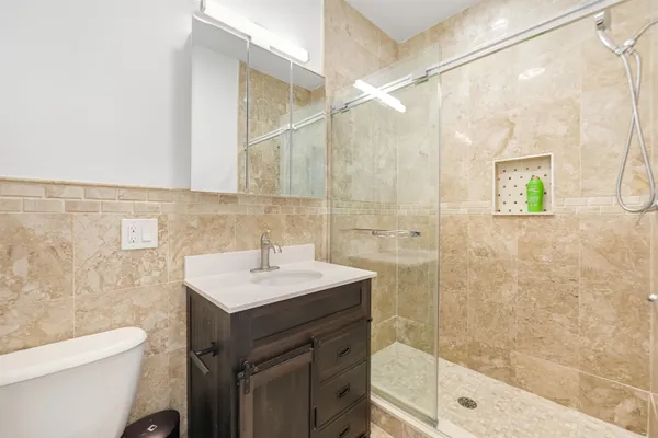 $3,800 | 62 Hutton Street, Unit 2, Jersey City, NJ 07307