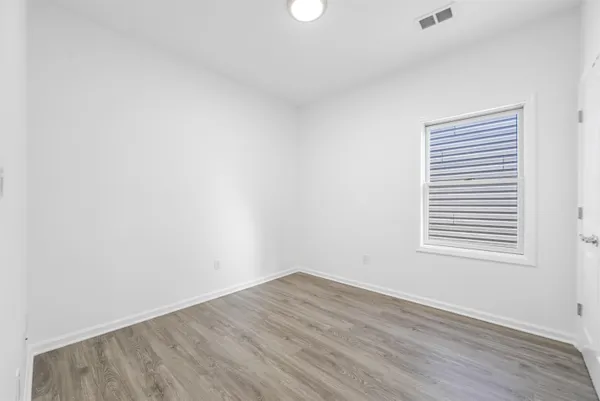 $3,800 | 62 Hutton Street, Unit 2, Jersey City, NJ 07307