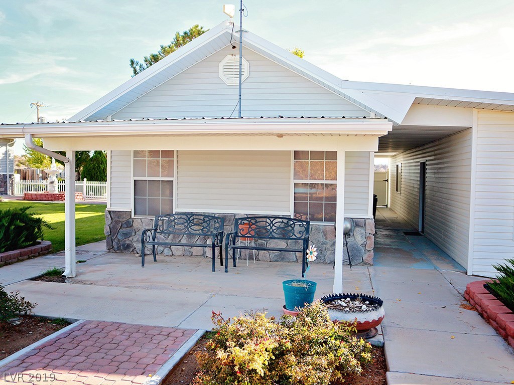 7066 Russell Road Caliente, NV 89008 - Photo 4 of 47 Gallery Image 4