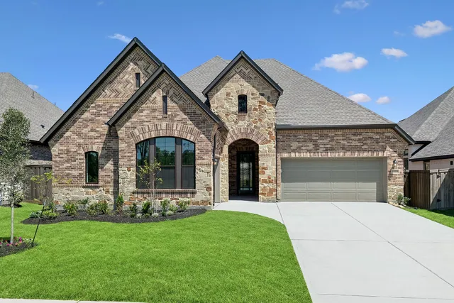 $550,000 | 12222 Grassy Bnd Drive, Mont Belvieu, TX 77523