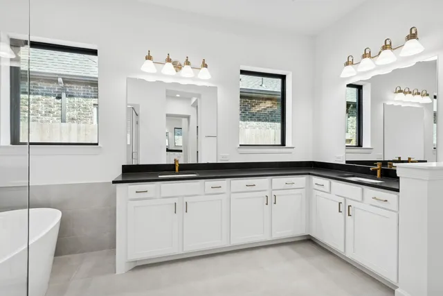 $550,000 | 12222 Grassy Bnd Drive, Mont Belvieu, TX 77523