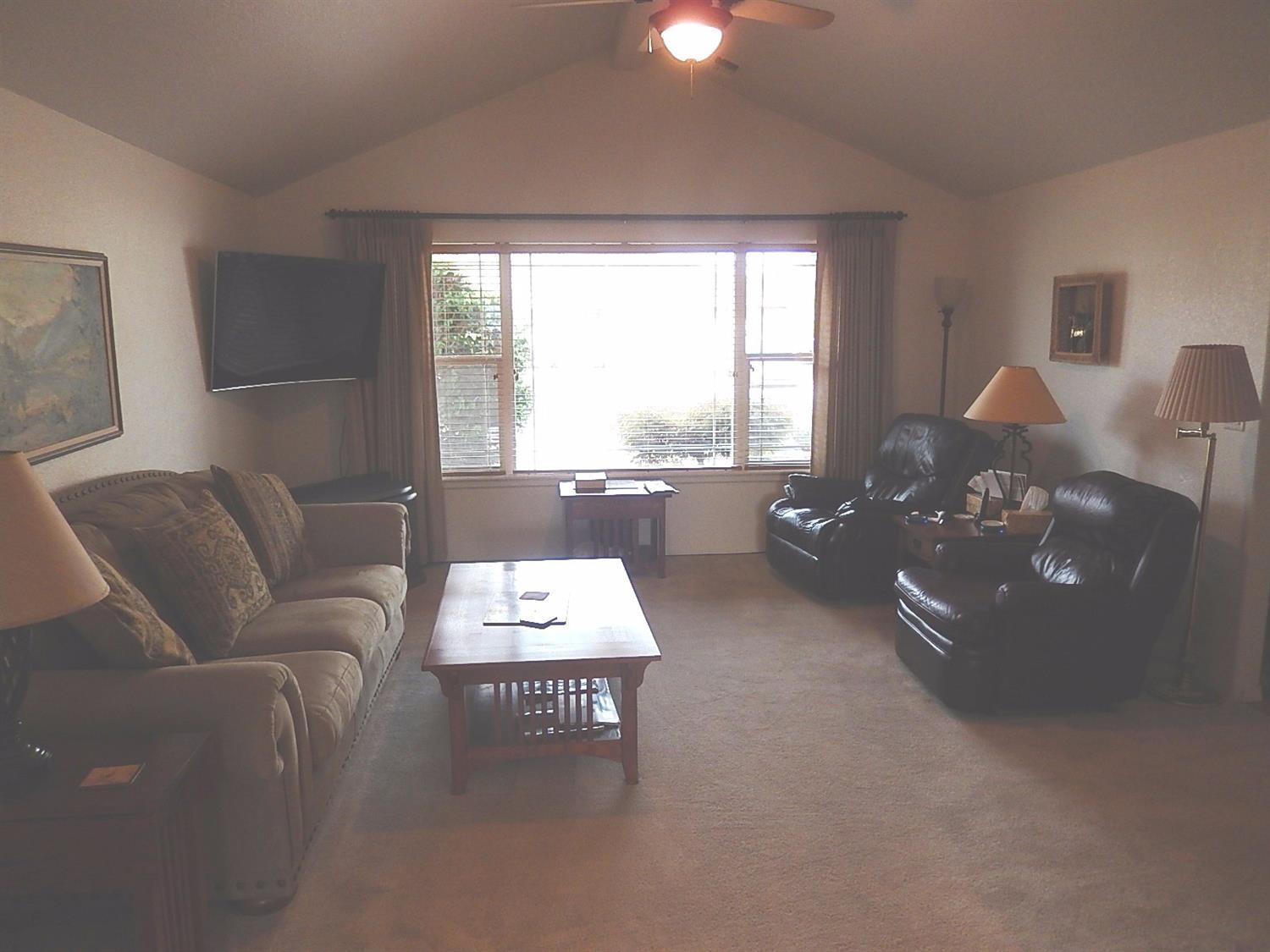 2598 Rabun Way Central Point, OR 97502 - Photo 7 of 30 Additional Photo