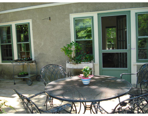98 Bancroft Road Northampton, MA 01060 - Photo 7 of 25 Gallery Image 7