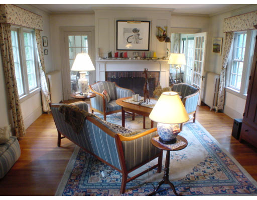 98 Bancroft Road Northampton, MA 01060 - Photo 8 of 25 Gallery Image 8