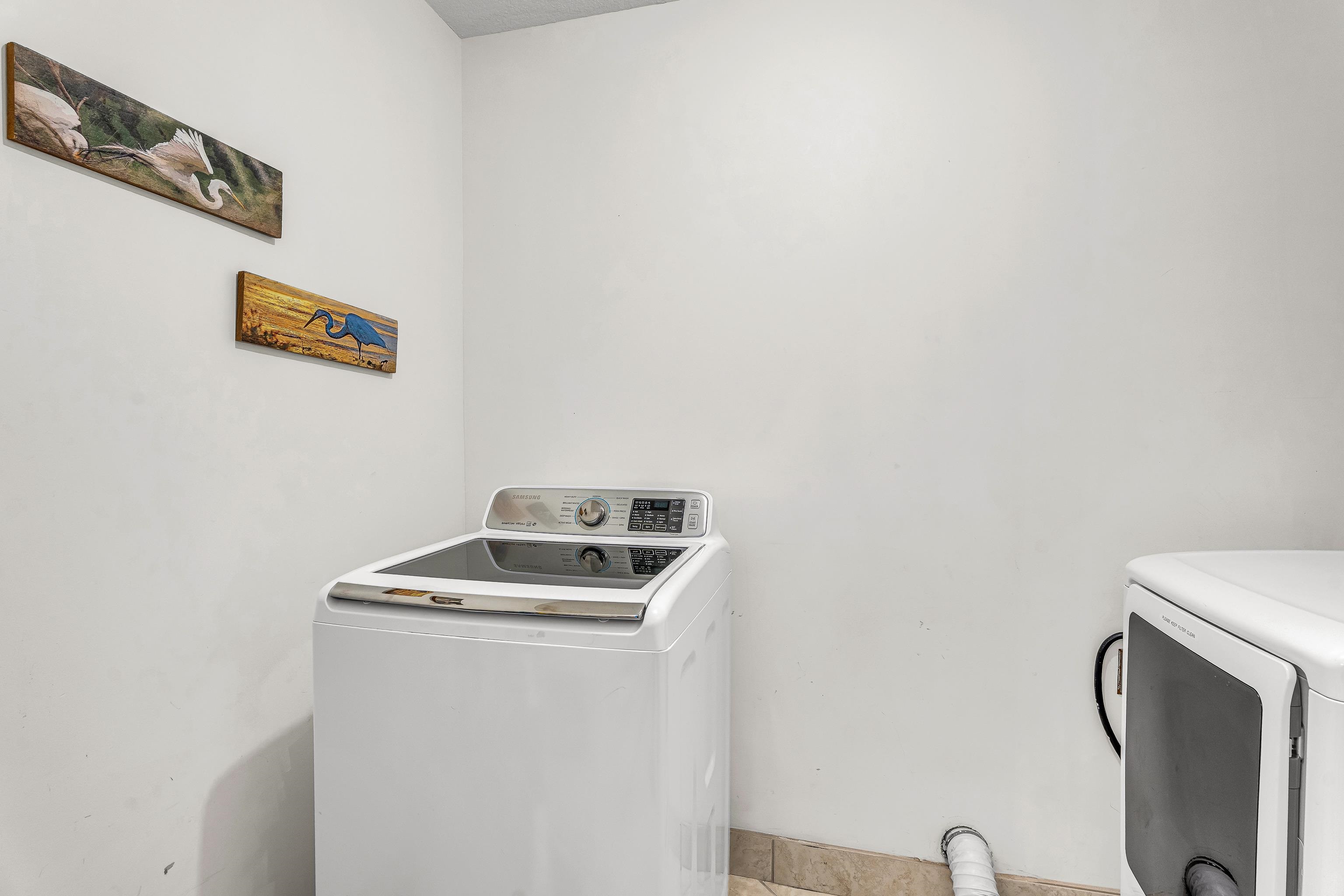 27284 Gulf Road, Unit 711 Orange Beach, AL 36561 - Photo 31 of 53 Laundry