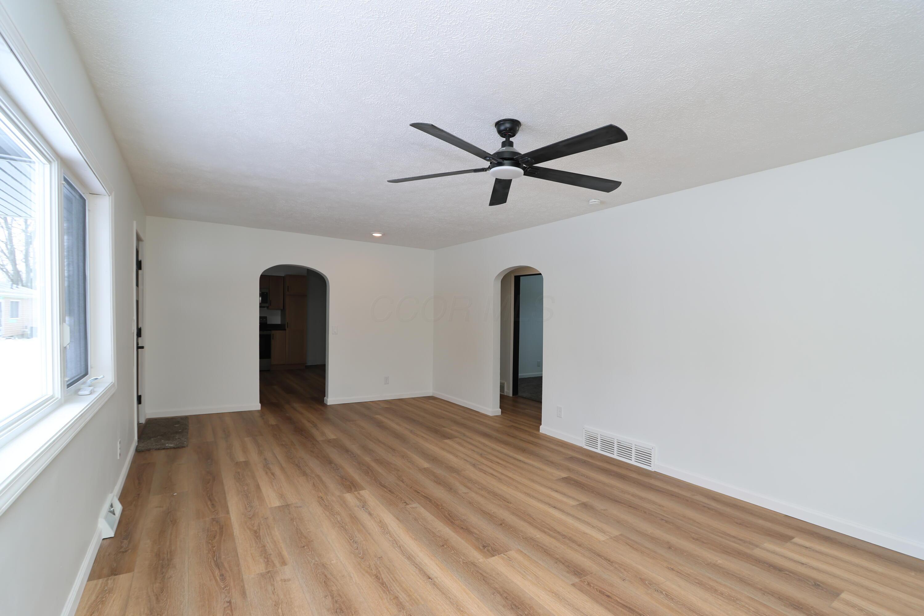 3493 Ganges-Five Points Road Mansfield, OH 44903 - Photo 3 of 38 2A5A6874
