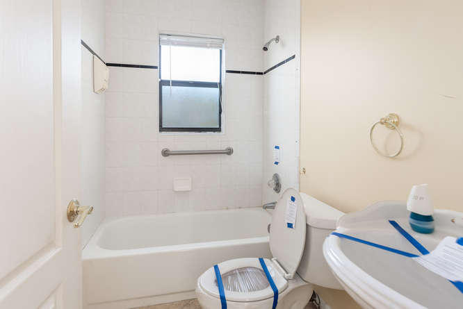 22829 Marbella Circle Boca Raton, FL 33433 - Photo 12 of 24 Must See Property-small-012-008-12-666x4