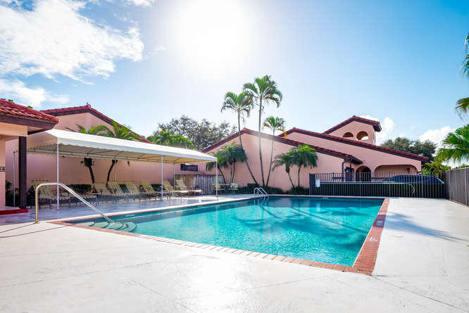 22829 Marbella Circle Boca Raton, FL 33433 - Photo 23 of 24 Must See Property-small-002-027-02-666x4