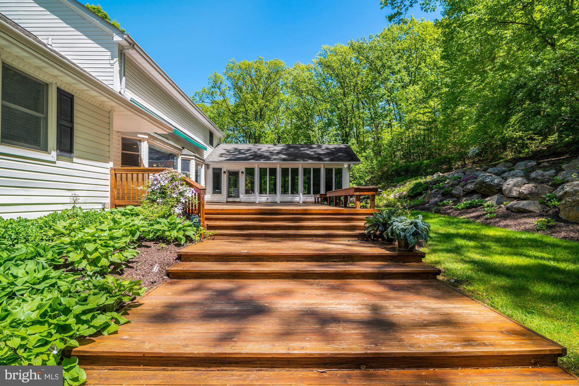 10267 Stillhouse Road Delaplane, VA 20144 - Photo 40 of 62 Mature manicured landscaping