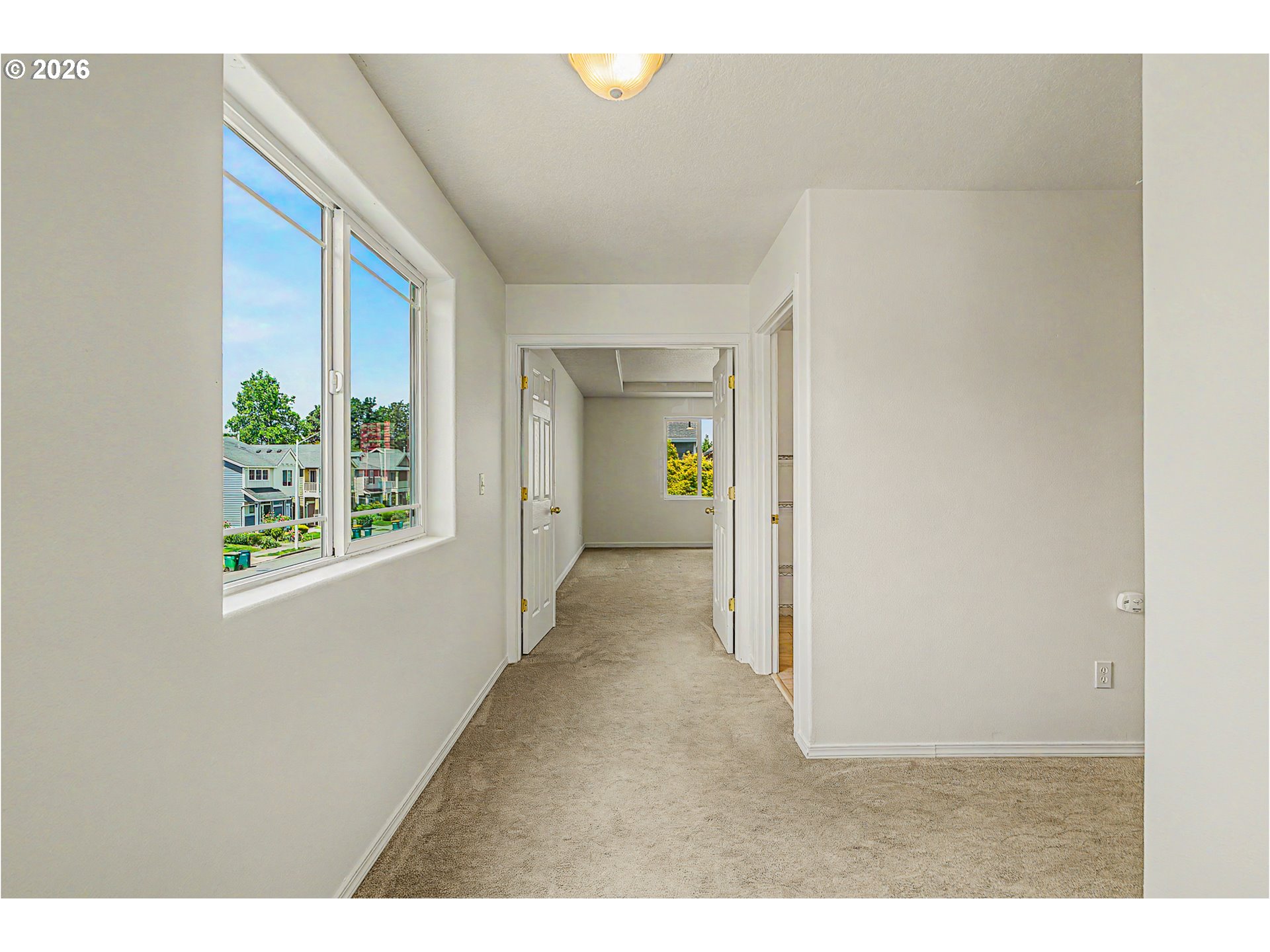 1037 Southwest 18th Way Troutdale, OR 97060 - Photo 15 of 43