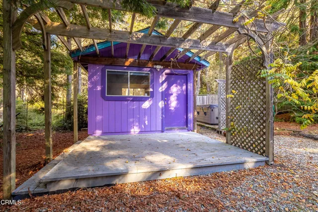 $568,000 | 31631 Pearl Drive, Fort Bragg, CA 95437