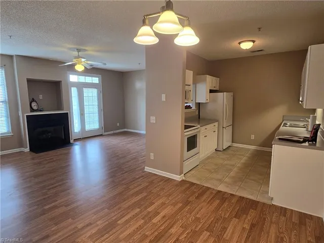 $170,000 | 3015 Winston Drive, Burlington, NC 27215