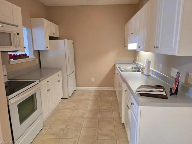 $170,000 | 3015 Winston Drive, Burlington, NC 27215