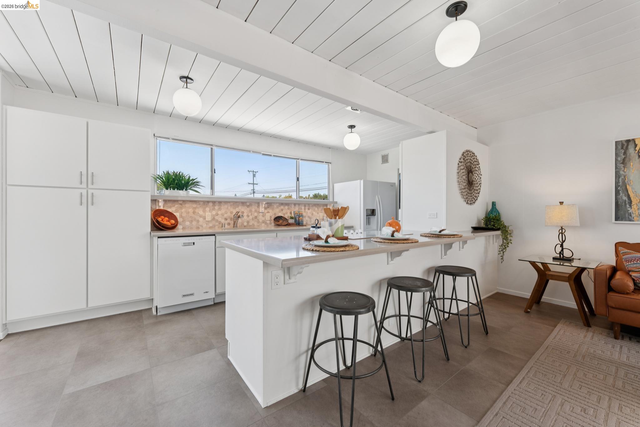 5531 Greenridge Road Castro Valley, CA 94552 - Photo 29 of 83