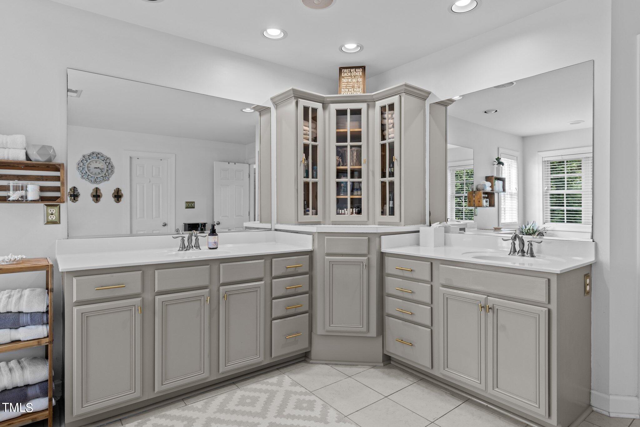 12404 Village Gate Way Raleigh, NC 27614 - Photo 28 of 53 42-web-or-mls-8Y3A9441