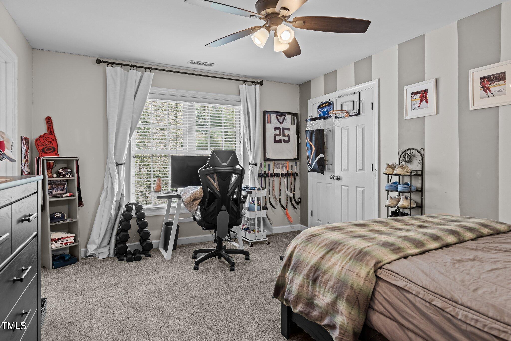 12404 Village Gate Way Raleigh, NC 27614 - Photo 32 of 53 9-web-or-mls-8Y3A9396