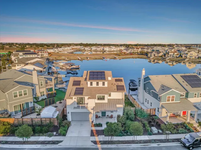 $1,790,000 | 19 Edgewater Court, Bethel Island, CA 94511