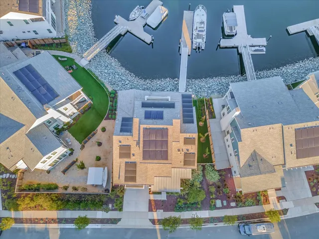 $1,790,000 | 19 Edgewater Court, Bethel Island, CA 94511