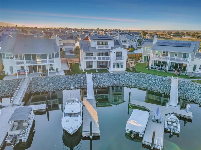 $1,790,000 | 19 Edgewater Court, Bethel Island, CA 94511