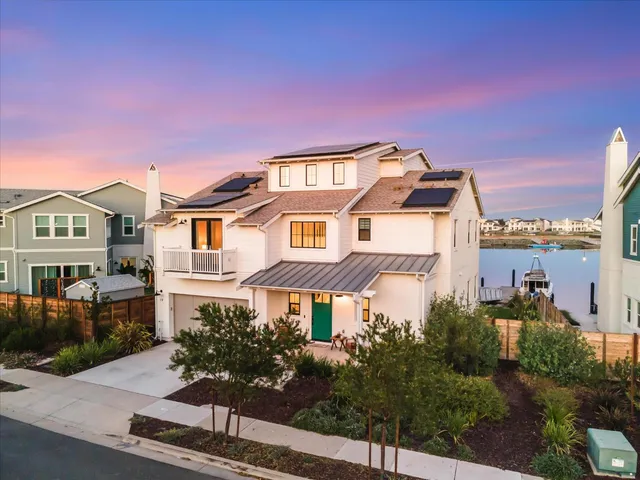 $1,790,000 | 19 Edgewater Court, Bethel Island, CA 94511