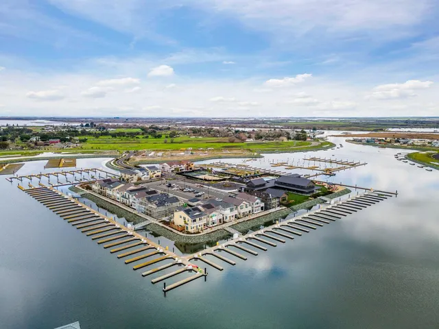 $1,790,000 | 19 Edgewater Court, Bethel Island, CA 94511