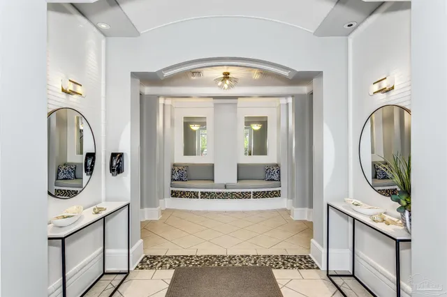 a view of living room with washer and dryer