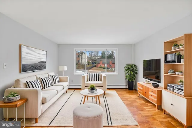 $1,900 | 945 North Barton Street, Unit 204, Arlington, VA 22201