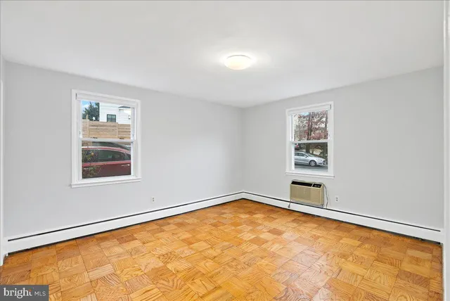 $1,900 | 945 North Barton Street, Unit 204, Arlington, VA 22201