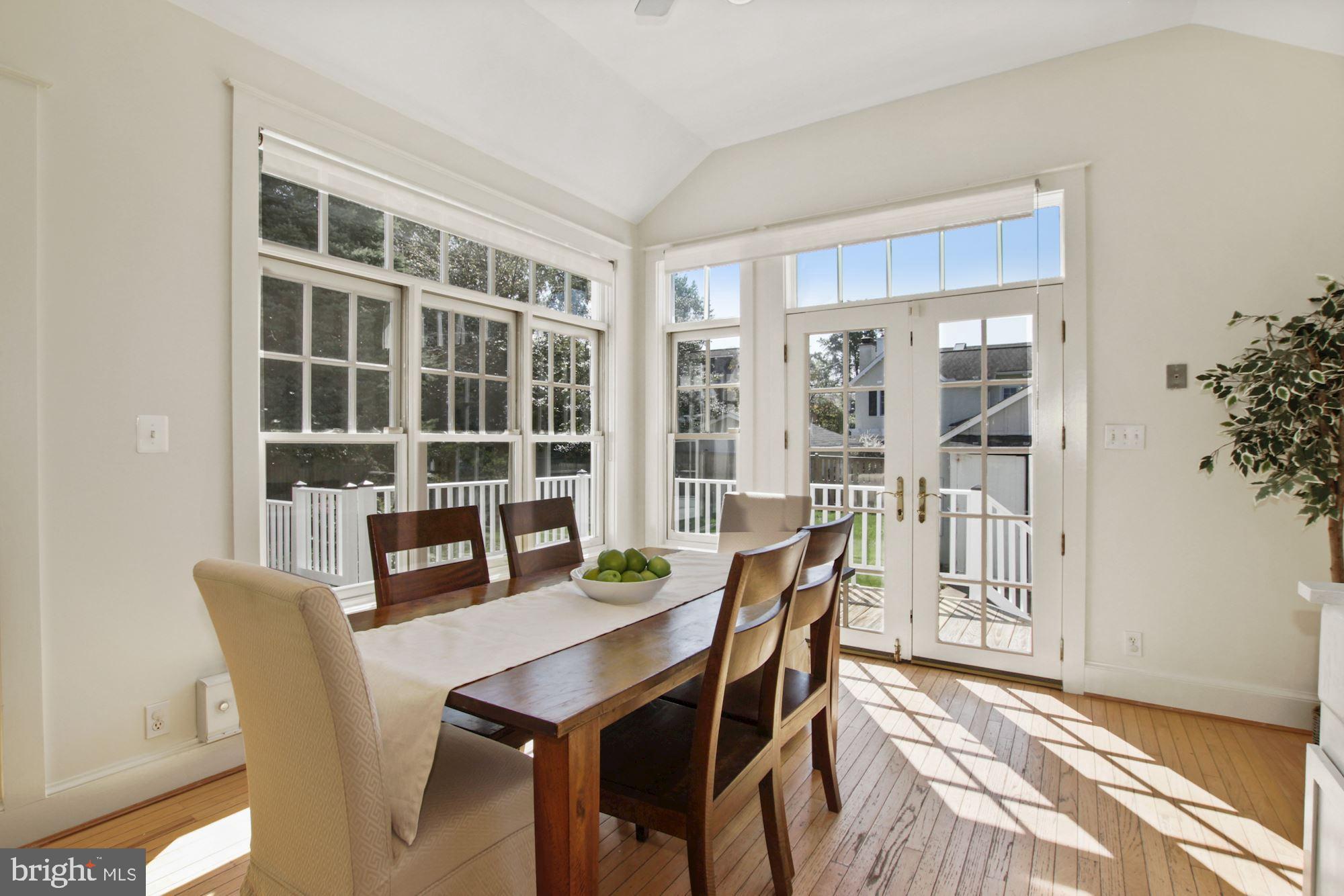 3906 Aspen Street Chevy Chase, MD 20815 - Photo 19 of 43 Breakfast room space
