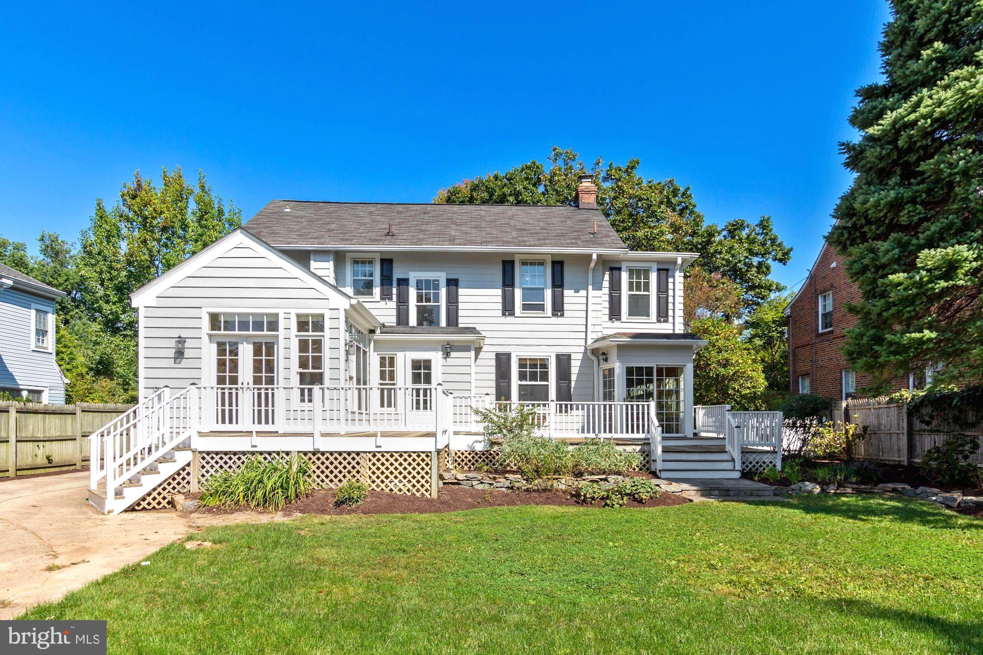 3906 Aspen Street Chevy Chase, MD 20815 - Photo 4 of 43 Entertain on the full width rear deck!