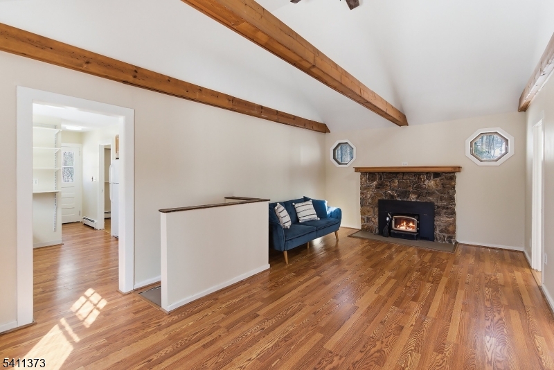 34 Isabelle Avenue Hopatcong, NJ 07821 - Photo 15 of 34