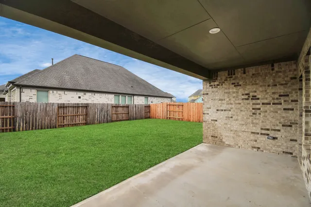 $447,515 | 19023 Cape Capasso Drive, Hockley, TX 77447