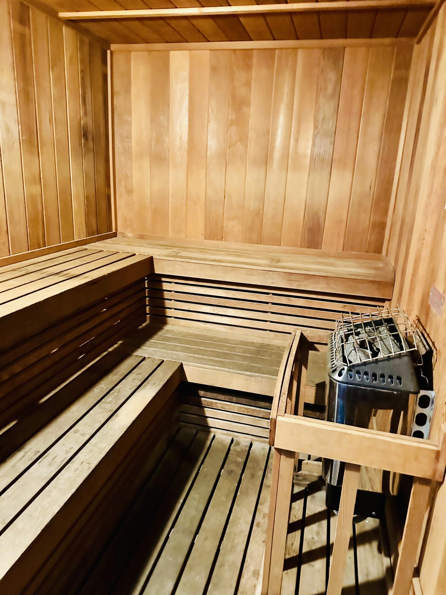 17204 Hampton Boulevard Boca Raton, FL 33496 - Photo 122 of 175 Sauna