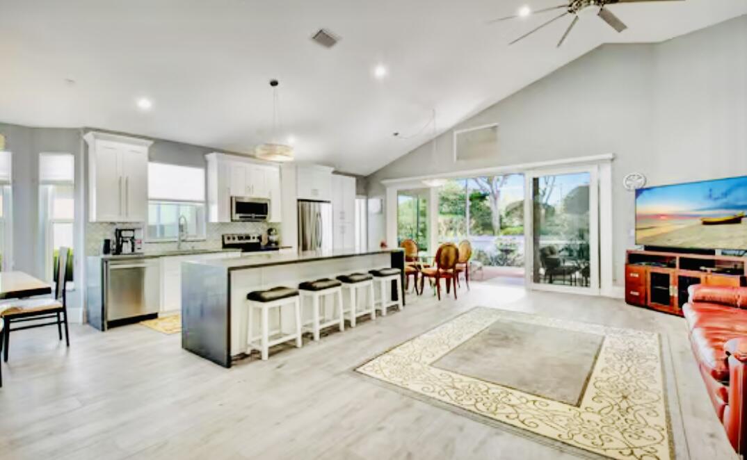 17204 Hampton Boulevard Boca Raton, FL 33496 - Photo 22 of 175 IMG_2739