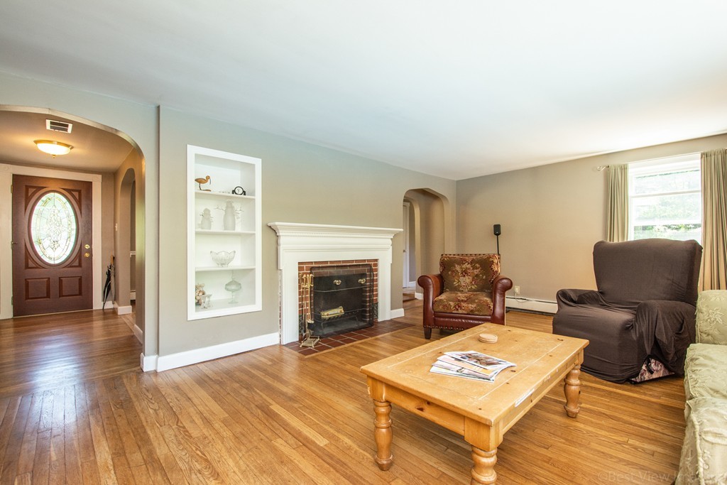 Gallery Image 6