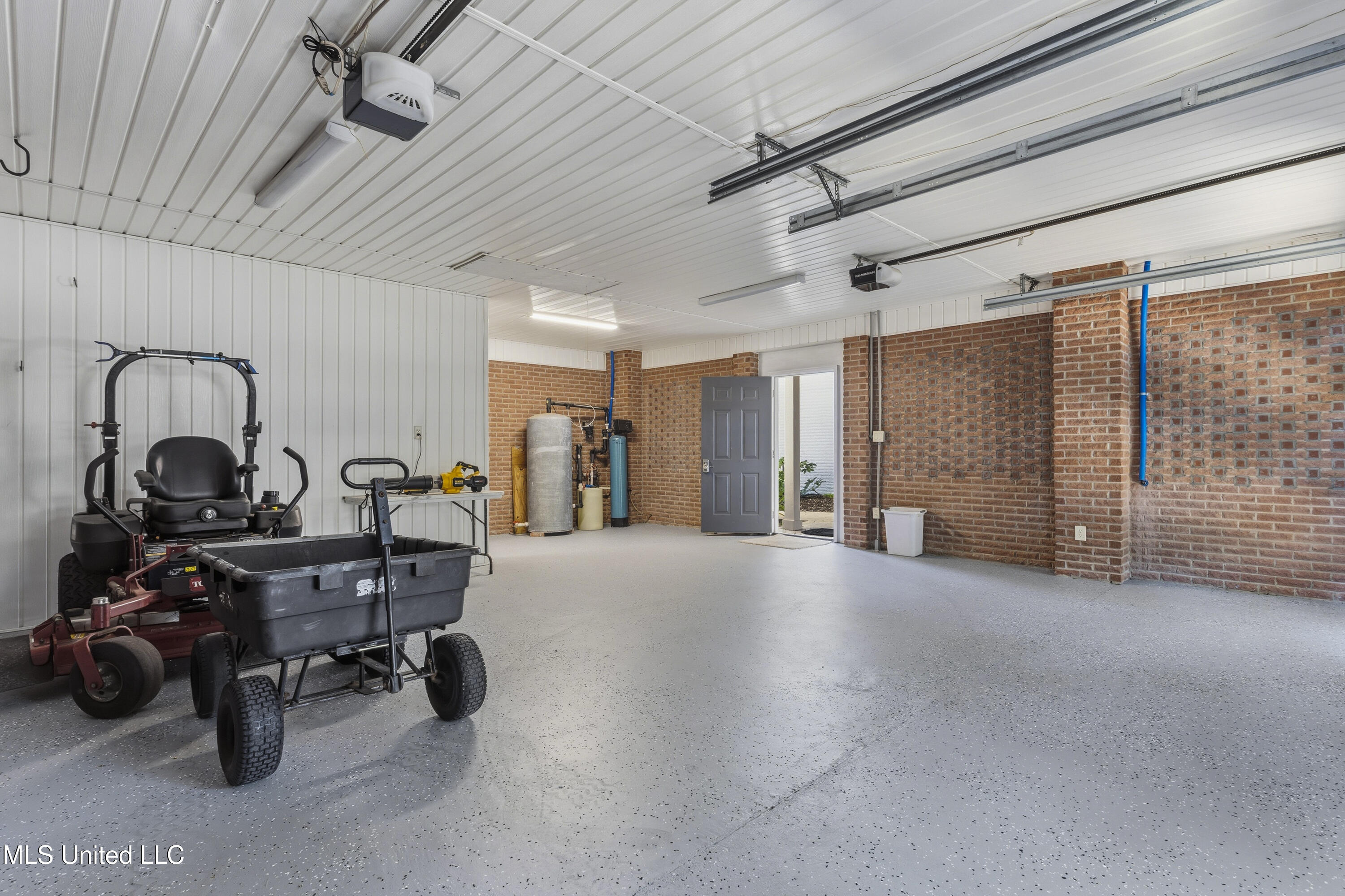 308 Italian Isle Road Gautier, MS 39553 - Photo 49 of 94 0097