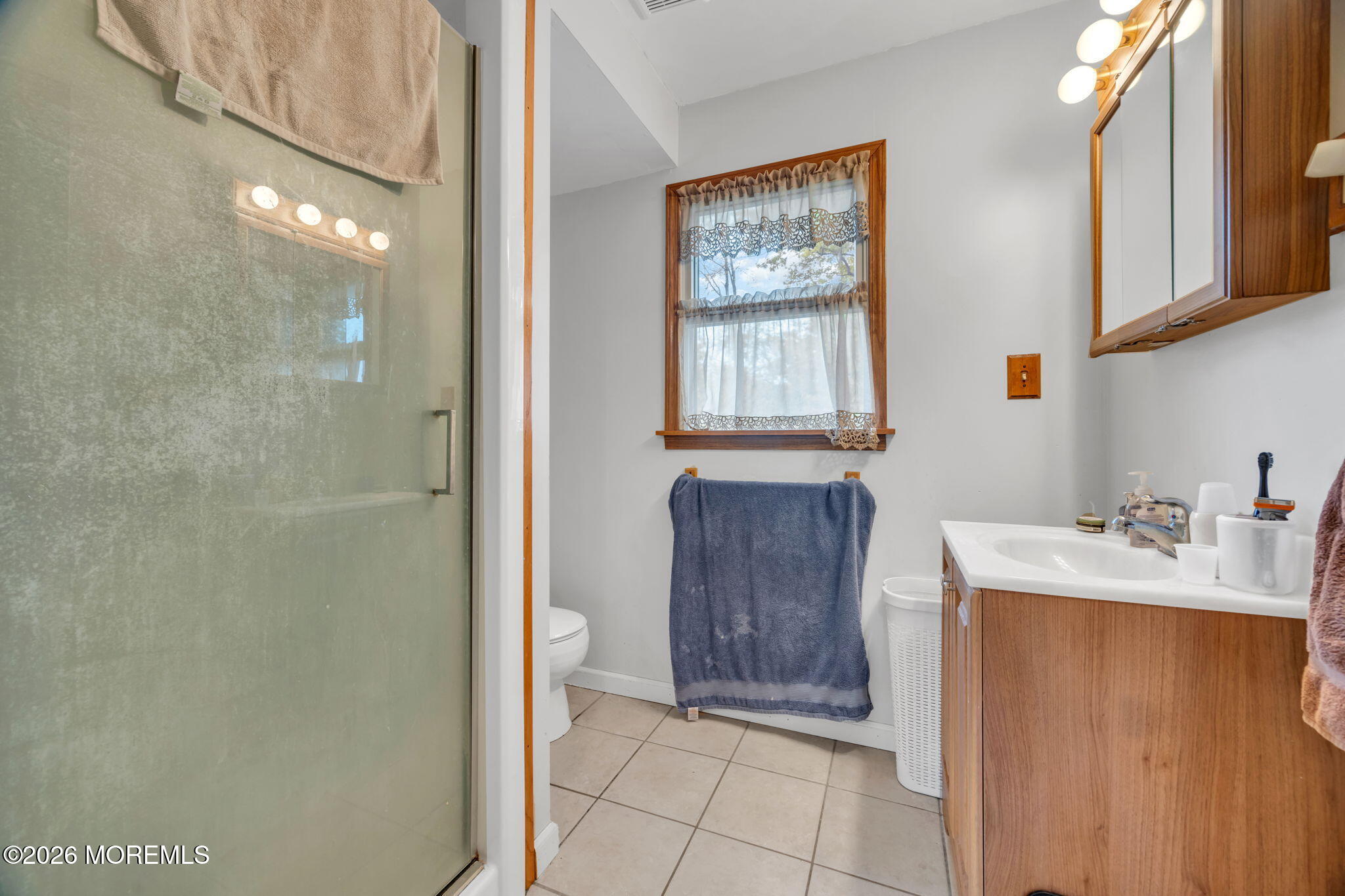 19 Shetland Road East Brunswick, NJ 08816 - Photo 17 of 35 27-web-or-mls-2M1A0463