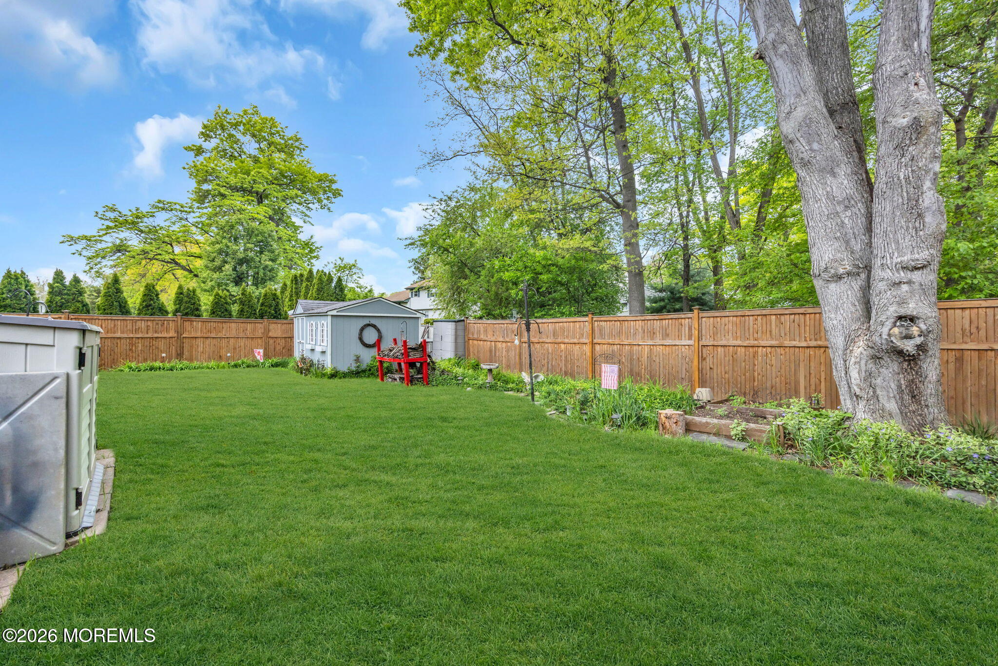 19 Shetland Road East Brunswick, NJ 08816 - Photo 29 of 35 37-web-or-mls-2M1A0355-1