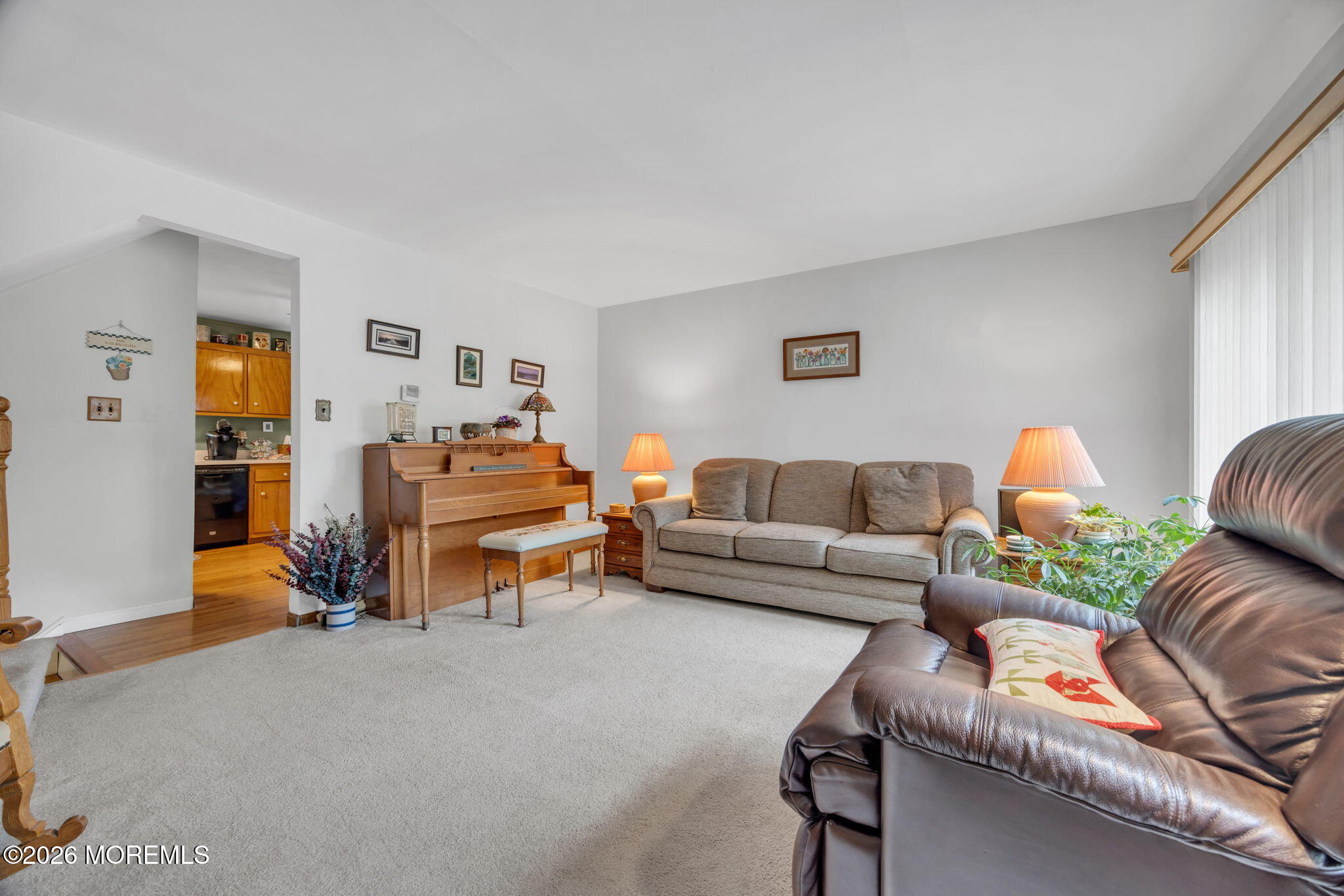 19 Shetland Road East Brunswick, NJ 08816 - Photo 3 of 35 11-web-or-mls-2M1A0378
