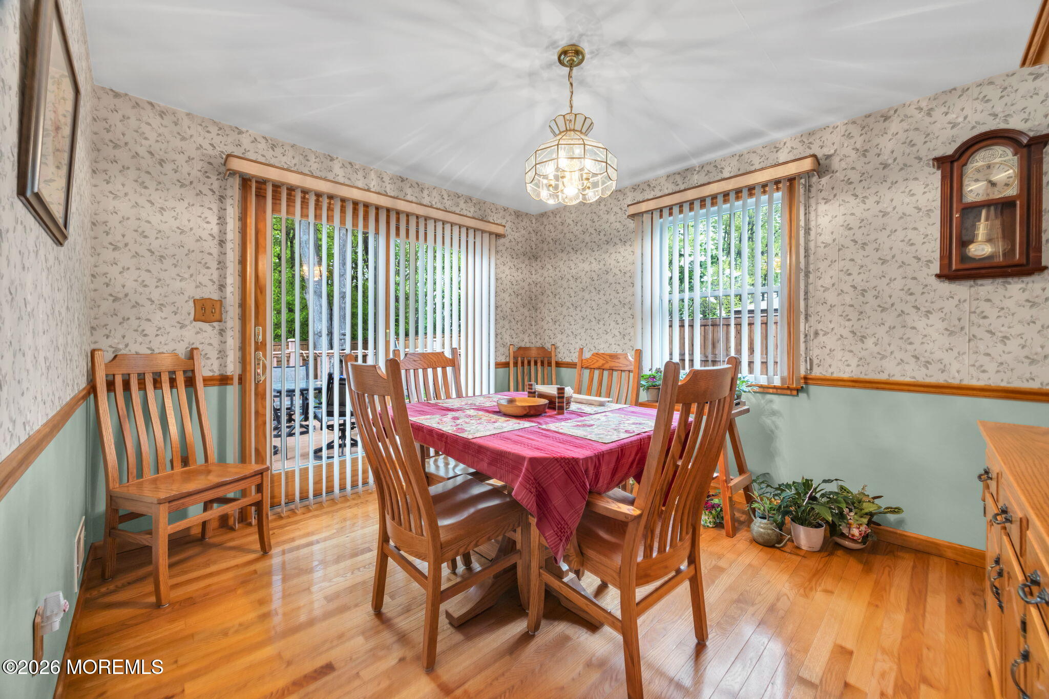 19 Shetland Road East Brunswick, NJ 08816 - Photo 8 of 35 21-web-or-mls-2M1A0433