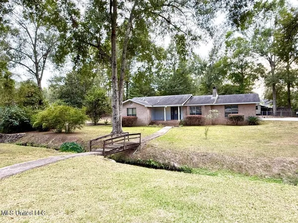 $179,999 | 1301 Third Avenue, Picayune, MS 39466