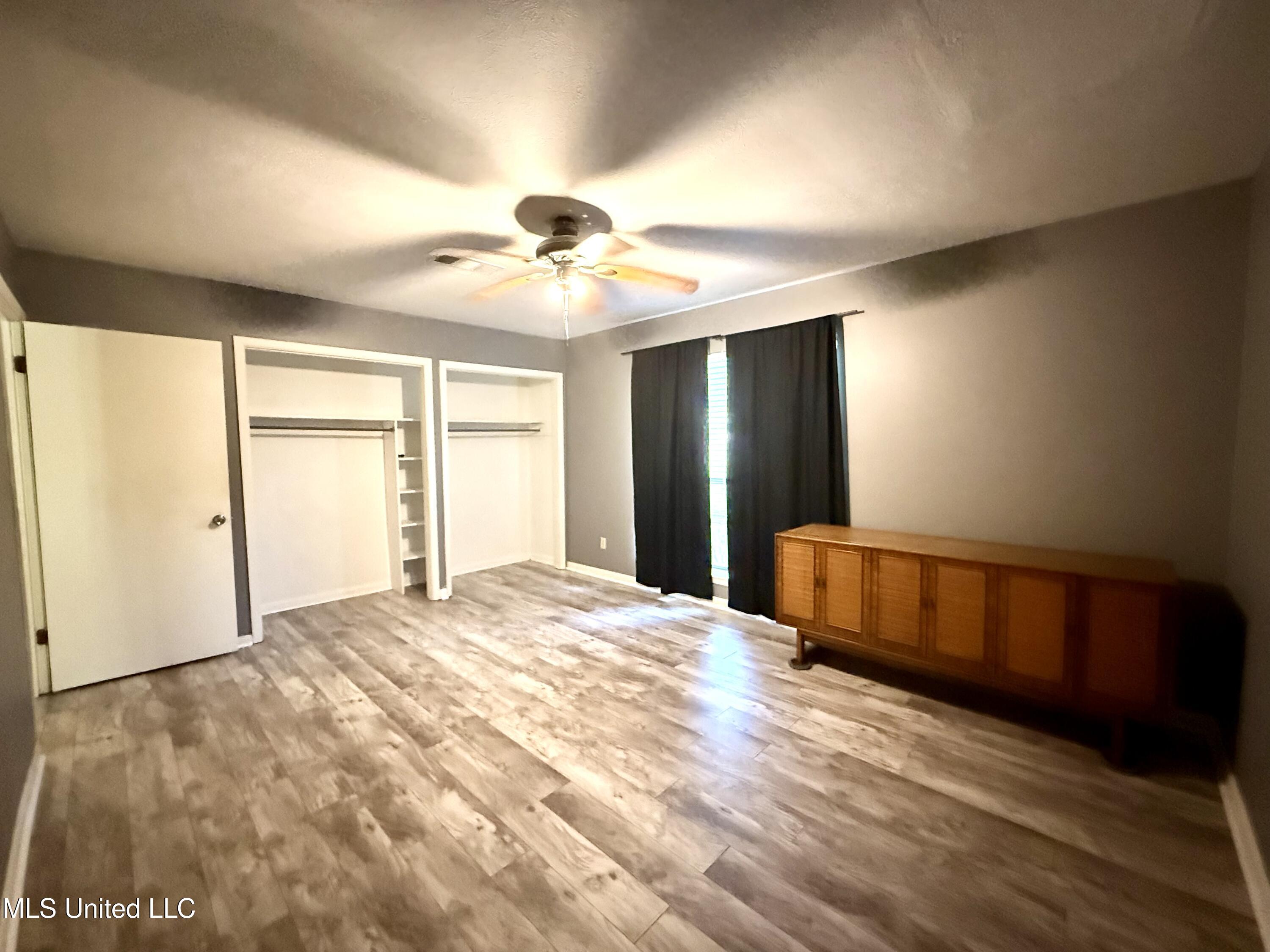 1301 Third Avenue Picayune, MS 39466 - Photo 16 of 55 IMG_8662