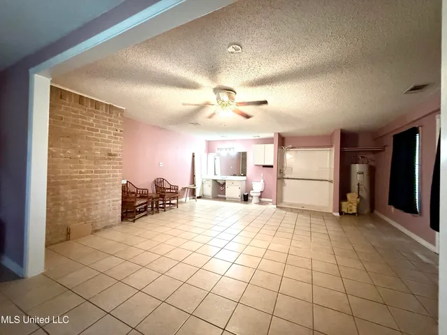 $179,999 | 1301 Third Avenue, Picayune, MS 39466